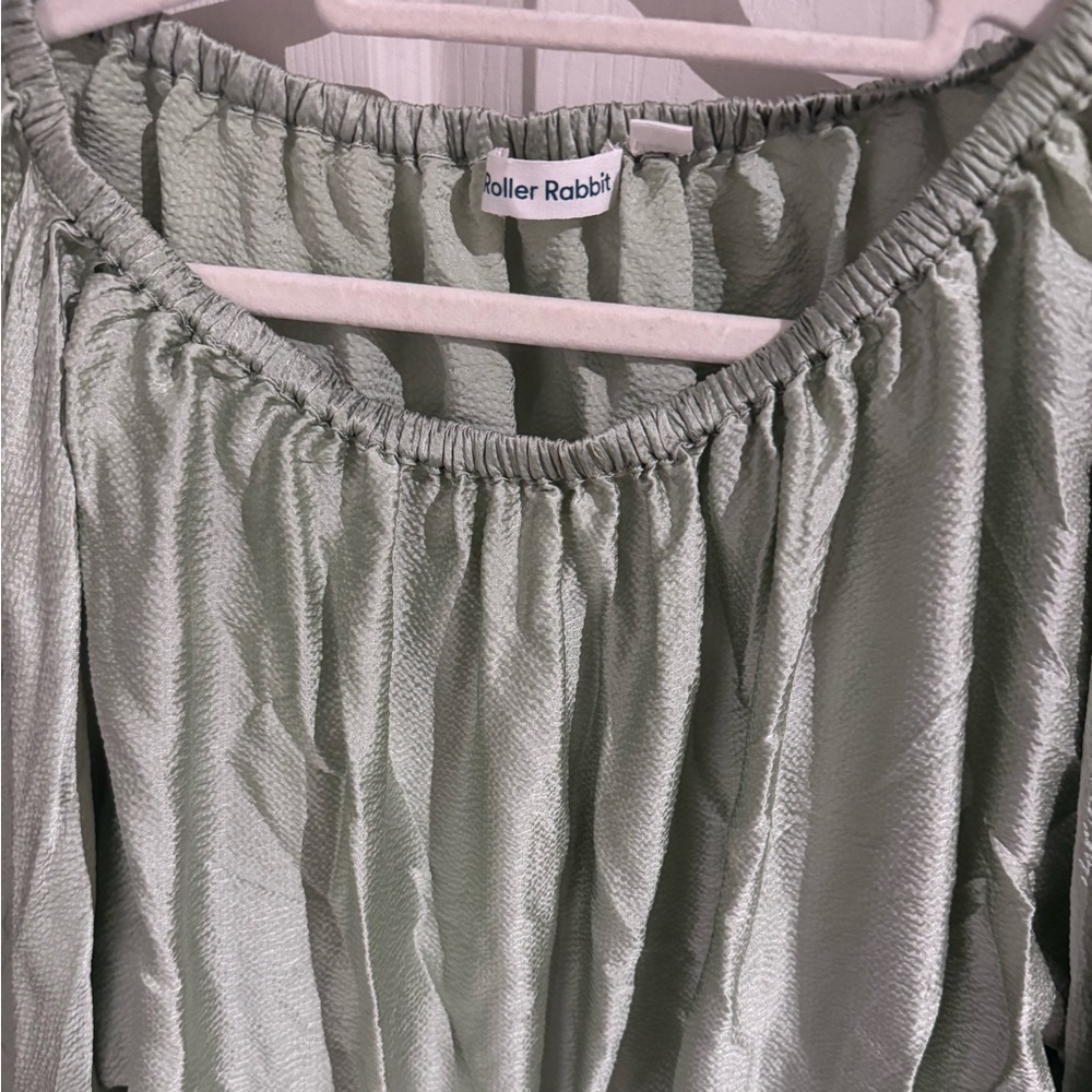 Roller Rabbit 100% Silk Peasant Top Size Large - Picture 3 of 12